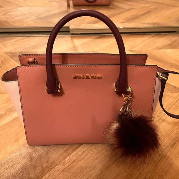 MICHAEL KORS BAG - Picture 1 of 5